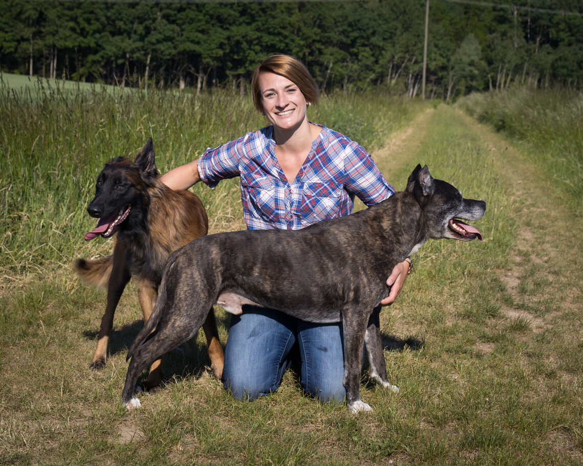 Hundetrainerin Carina mit Nigro
